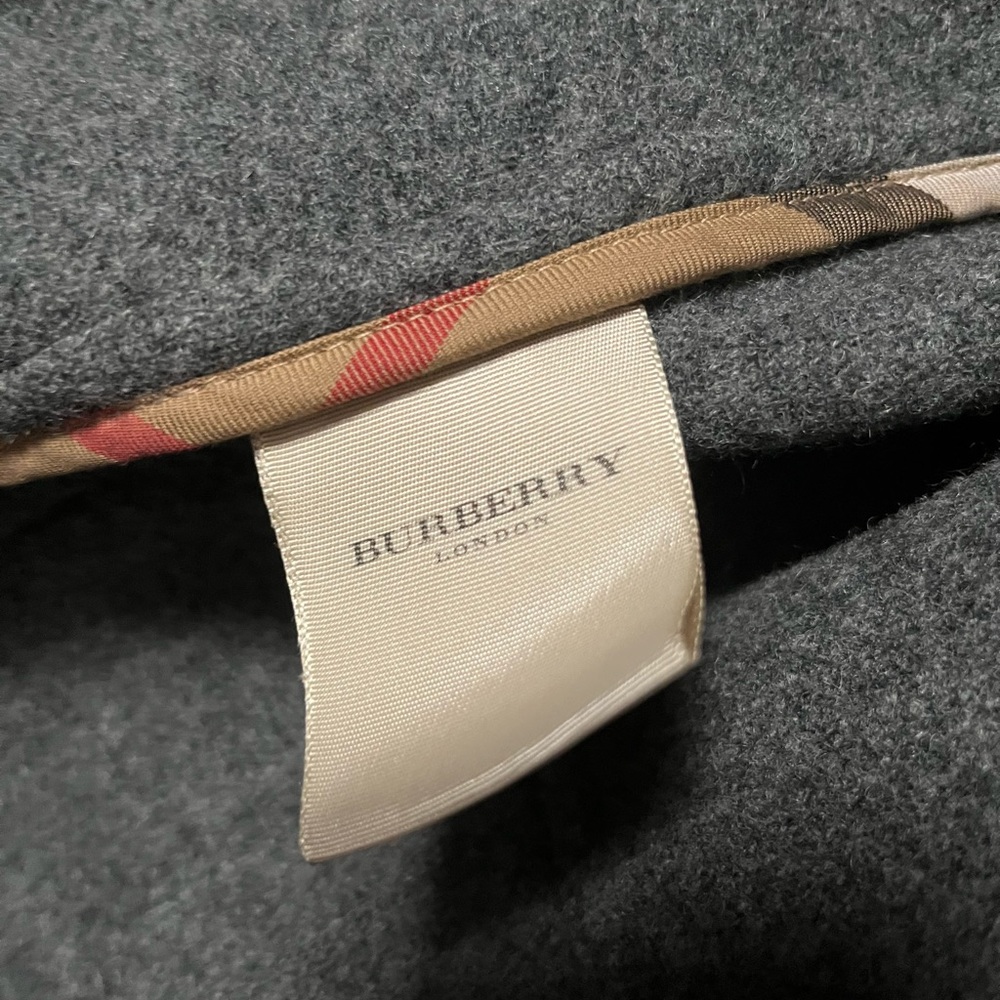 Burberry Toggle Grey Wool Coat - Picture 6 of 15